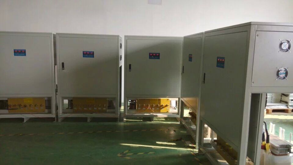 騰駿達(dá)穩(wěn)壓器產(chǎn)品圖