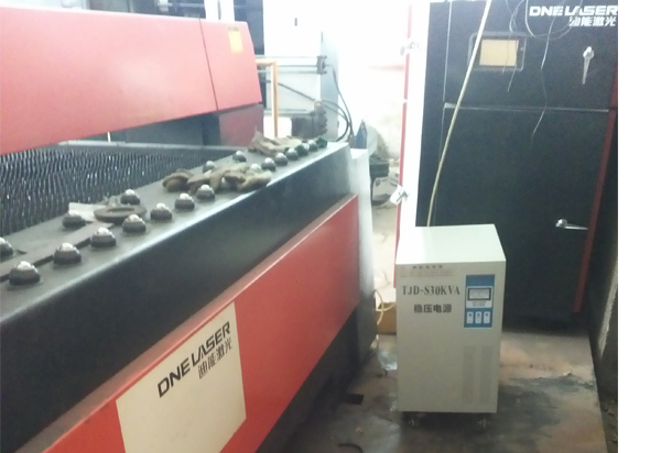 迪能激光專用穩(wěn)壓器