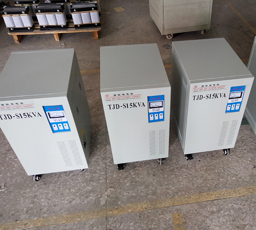 數(shù)控沖床機(jī)床用穩(wěn)壓器